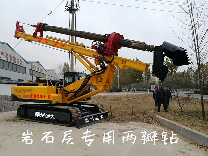 岩石层专用草莓APP色版下载，钻头为两瓣钻，打桩深度30米，支持定做